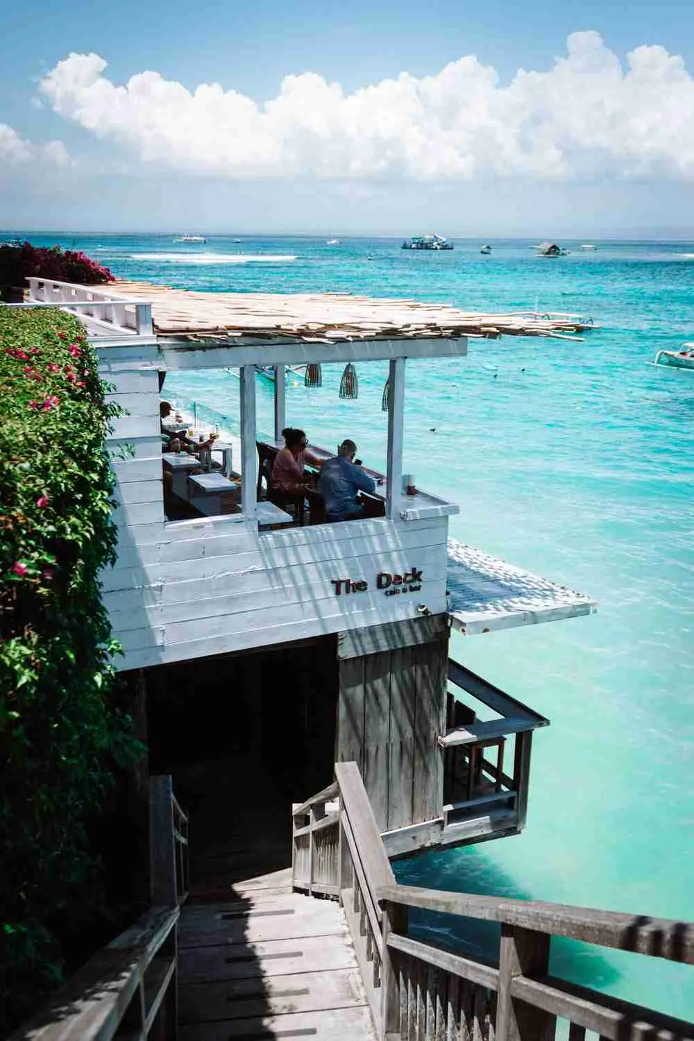 The Ultimate Foodie’s Guide: 15 Best Places to Eat on Nusa Lembongan