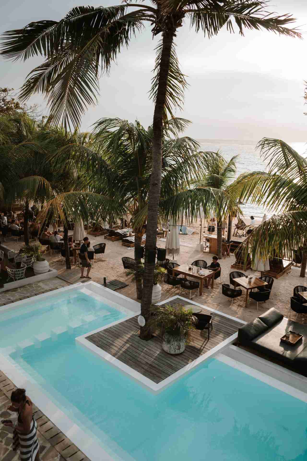 Ohana's beach club
